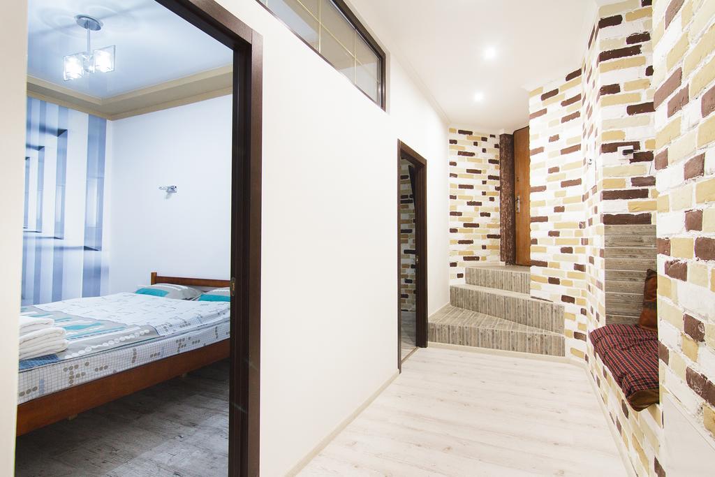 Club Suite Near Deribasovskaya 오데사 외부 사진