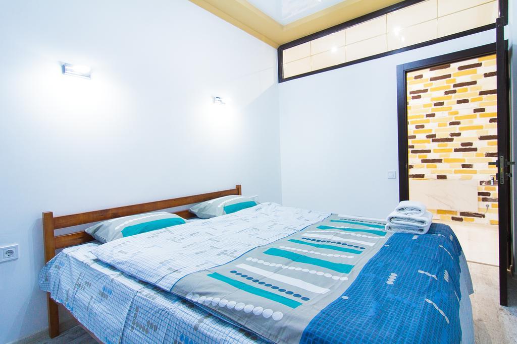 Club Suite Near Deribasovskaya 오데사 외부 사진